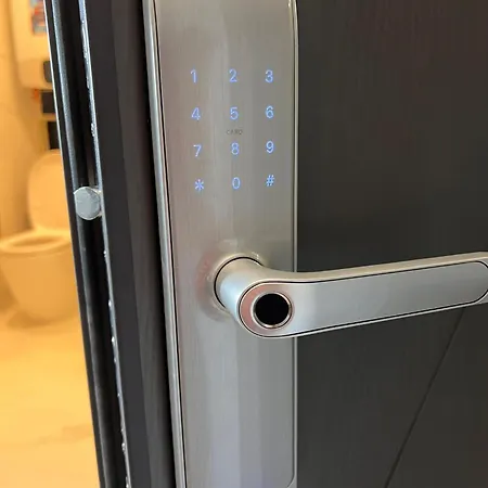 Garsoniera Brancoveanu Spital Copii Marie Sklodowska Curie 아파트 *